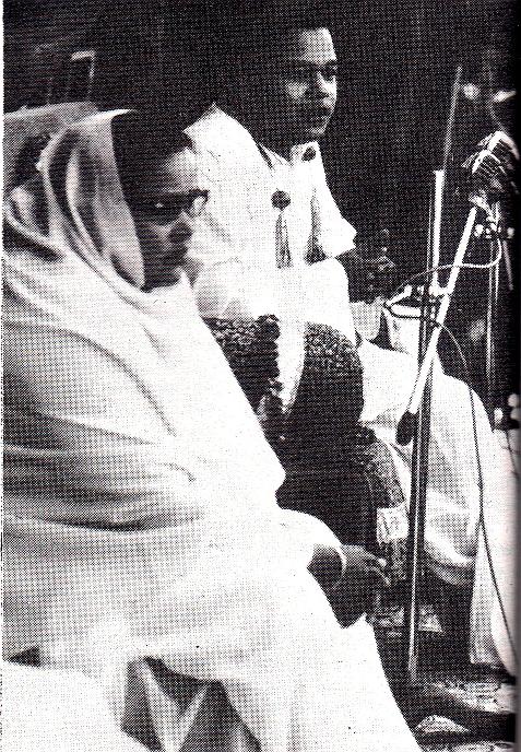 Prem Rawat Inspirational Speaker The Young Perfect Master and His Mother 1971