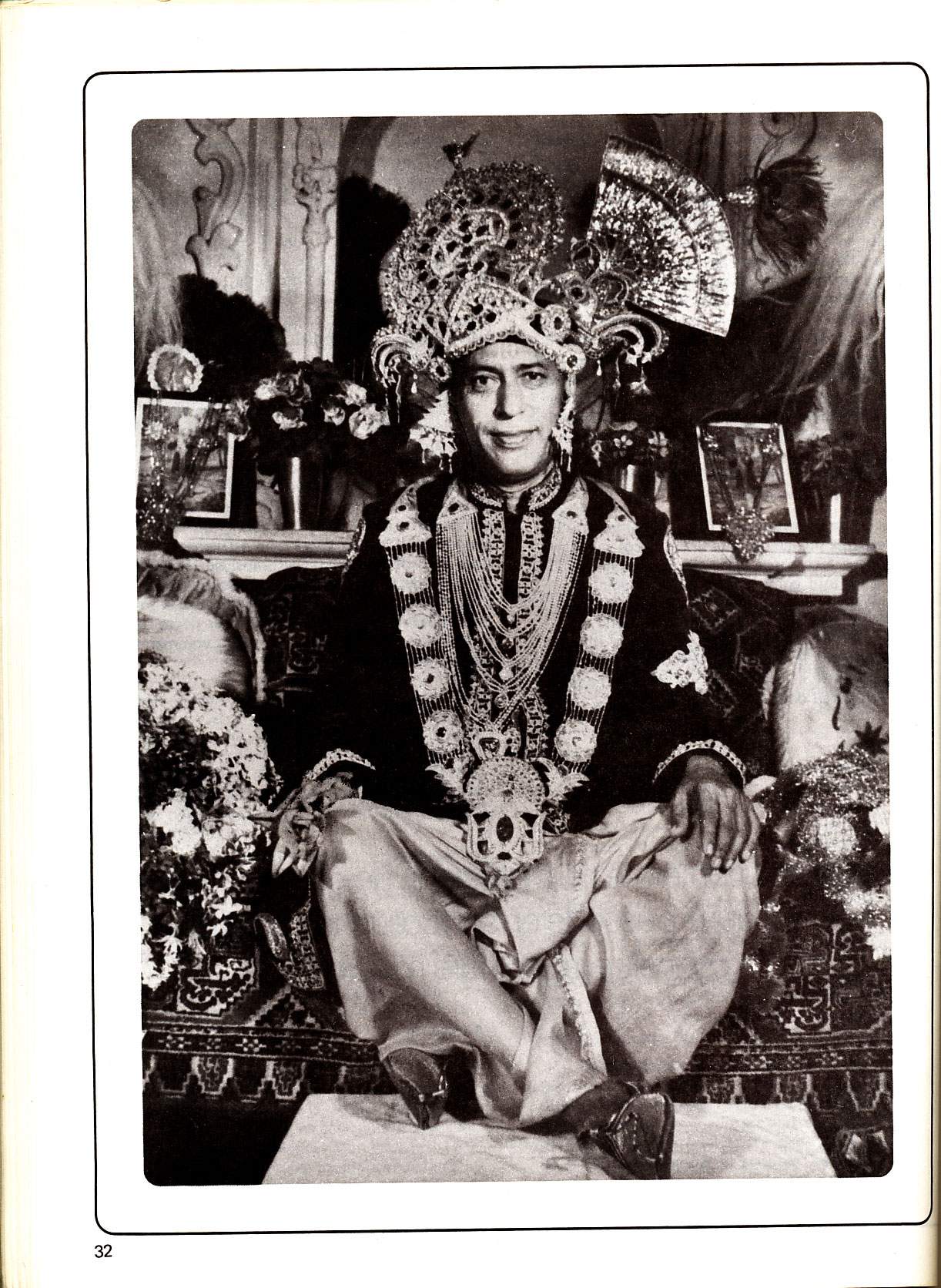Shri Hans Ji Maharaj conn-32. (494K)