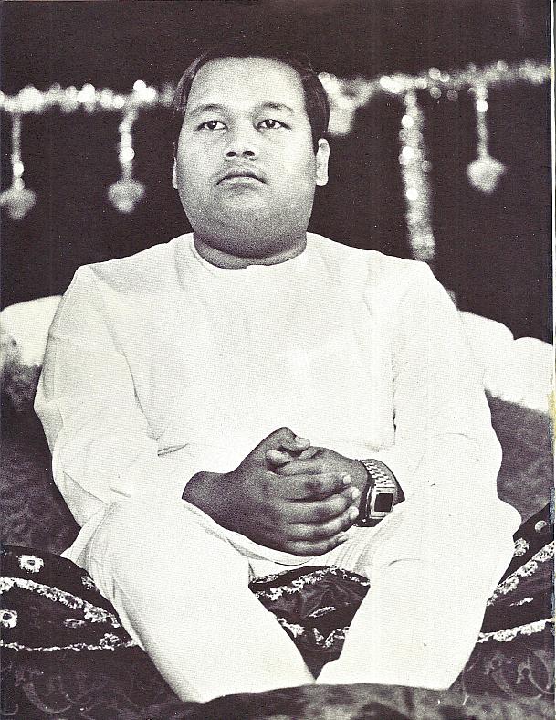 Prem Rawat aka Guru Maharaj Ji - Divine Light magazine Guru Puja Special 1973
