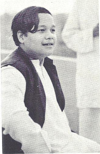 Prem Rawat aka Guru Maharaj Ji - Divine Light magazine Guru Puja Special 1973