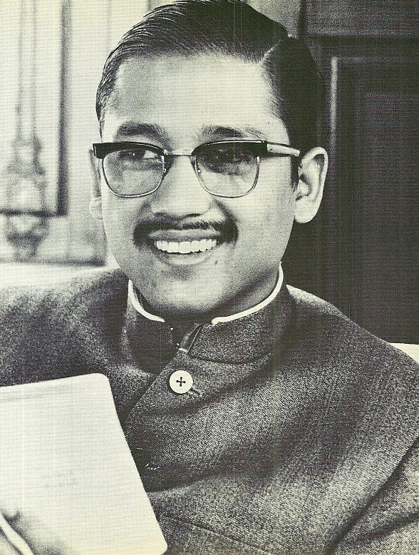 Prem Rawat's Divine Eldest Brother Bal Bhagwan Ji &ndash; Divine Light magazine Guru Puja Special 1973