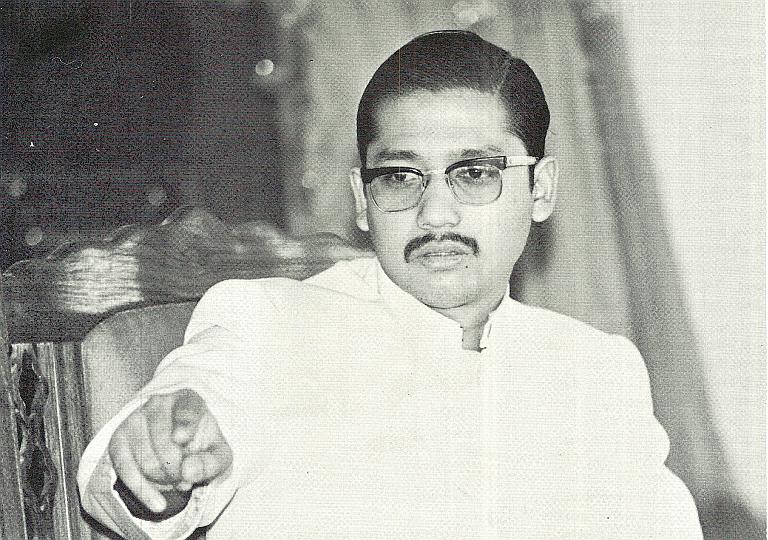 Prem Rawat's Divine Eldest Brother, Bal Bhagwan Ji &ndash; Divine Light magazine Guru Puja Special 1973