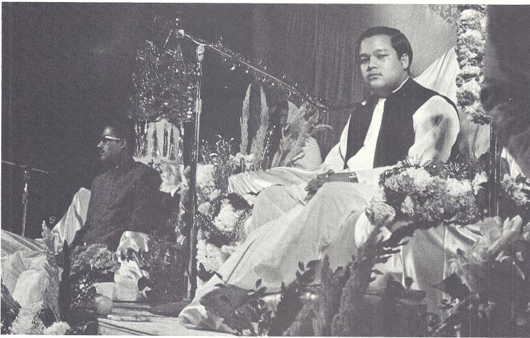 Prem Rawat With His Eldest Brother, Bal Bhagwan Ji &ndash; Divine Light magazine Guru Puja Special 1973