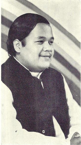 Prem Rawat aka Guru Maharaj Ji &ndash; Divine Light magazine Guru Puja Special 1973
