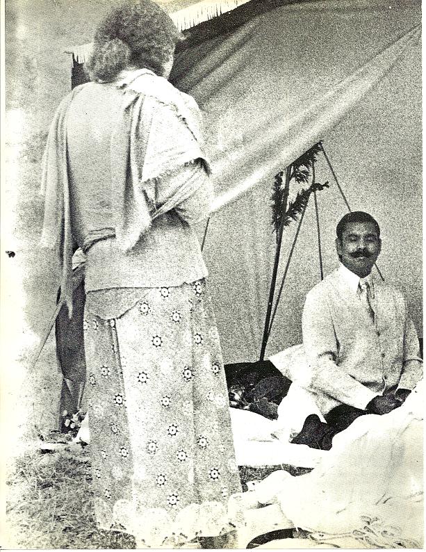 Prem Rawat aka Guru Maharaj Ji - Divine Light magazine Guru Puja Special 1973