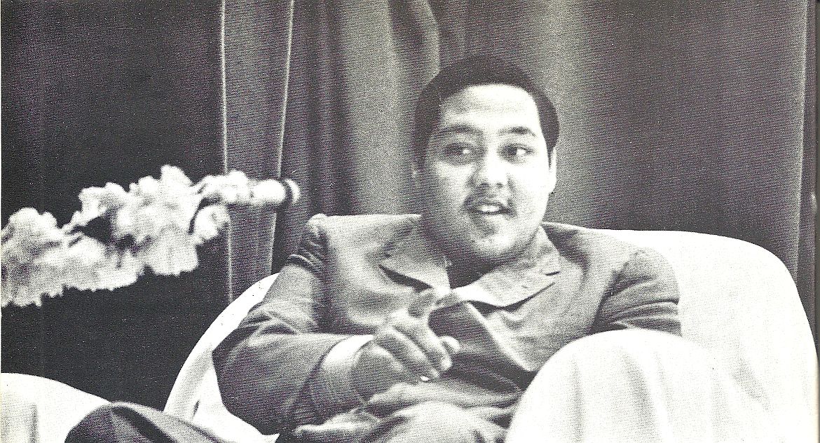 Shri Bhole Ji part of Prem Rawat's Holy Family at Guru Puja in 1973