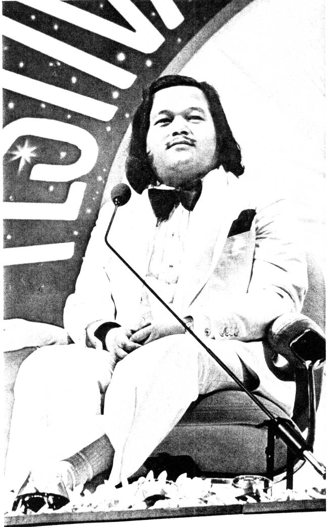 Prem Rawat Inspirational Speaker the Lord of the Universe On Stage Montreal April 29, 1977