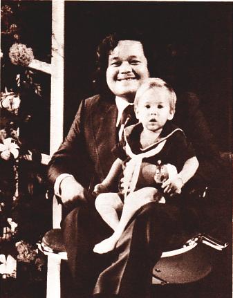 Prem Rawat Inspirational Speaker On Stage With Son