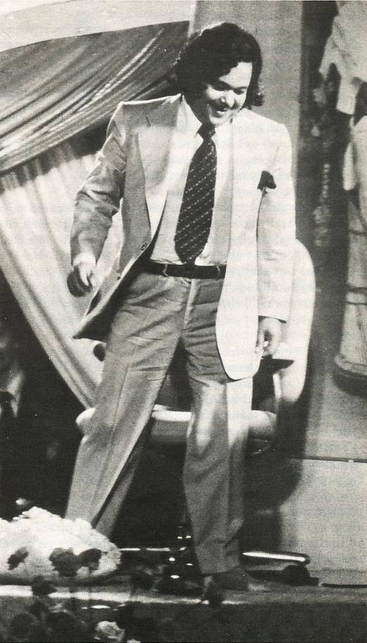 Prem Rawat Inspirational Speaker On Stage Rome 1977