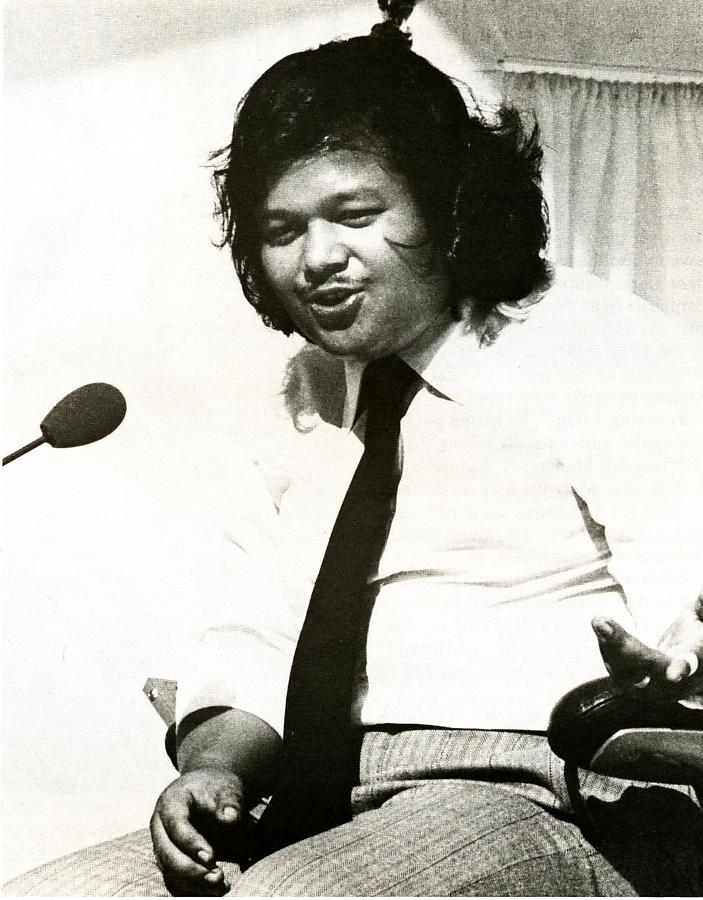 Prem Rawat Inspirational Speaker At The Holi Festival near Malaga, Spain, on Friday, March 24, 1978