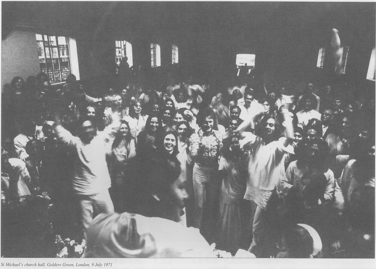 Premies acclaim Guru Maharaj Ji