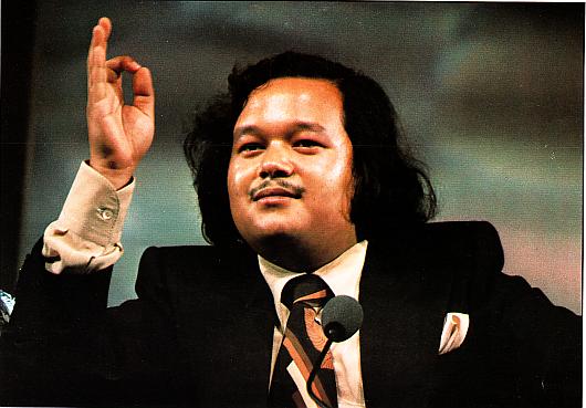 Prem Rawat Inspirational Speaker 1977