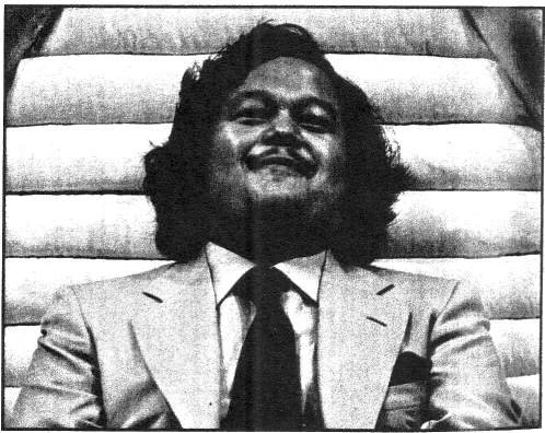 Prem Rawat Inspirational Speaker When He Was Guru Maharaj Ji, The Lord Of The Universe Being Worshipped At Hans Jayanti, 1978