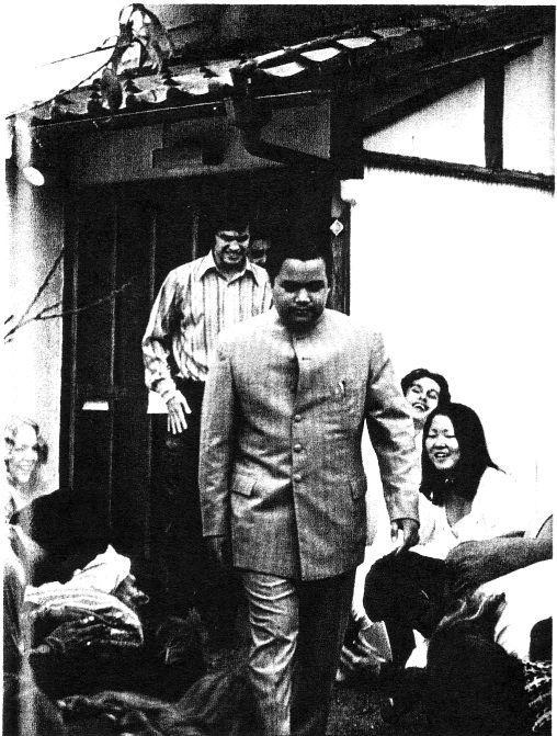 Prem Rawat Inspirational Speaker When He Was Guru Maharaj Ji, The Lord Of The Universe, 1972