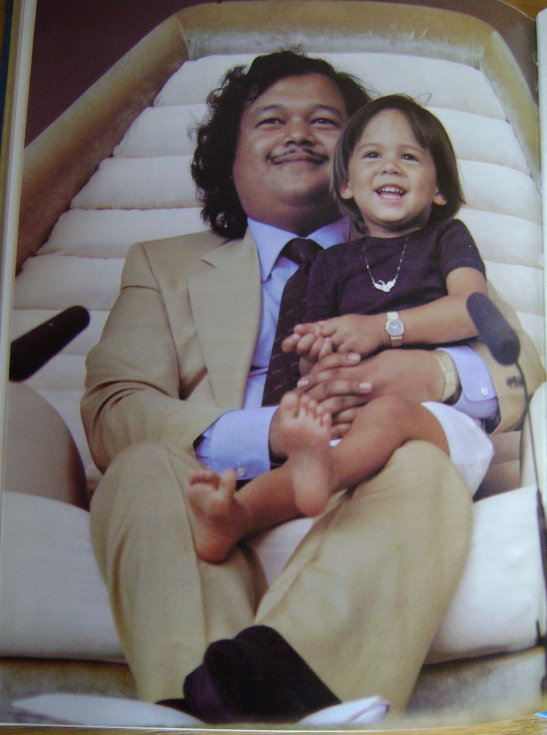 Prem Rawat aka Maharaji in 1978 With Son at Hans Jayanti, Kissimmee, Florida, November 1978