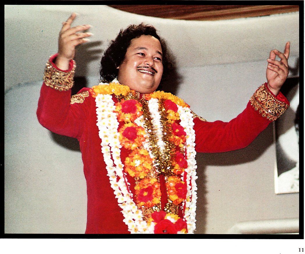 Prem Rawat Inspirational Speaker dressed as Krishna with Mala 1978 Prem Rawat Inspirational Speaker dressed as Krishna with Mala 1978