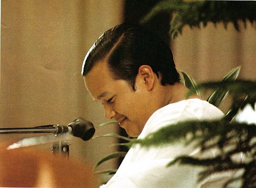 Prem Rawat Inspirational Speaker Then Calling Himself Guru Maharaj Ji 1973