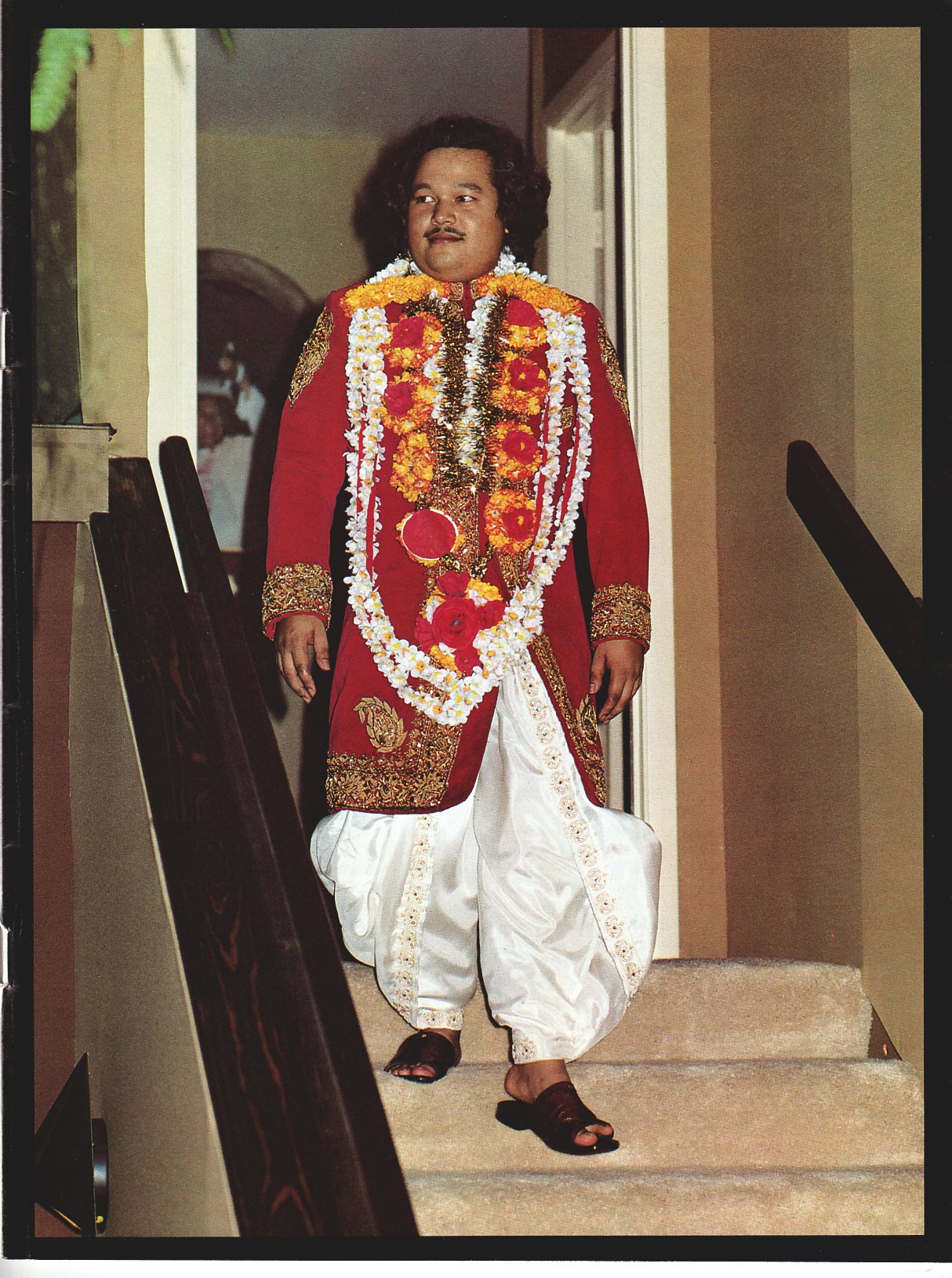 Prem Rawat Inspirational Speaker dressed as Krishna with Mala 1978 Prem Rawat Inspirational Speaker Looking Ridiculous Dressed as Krishna with Mala 1978