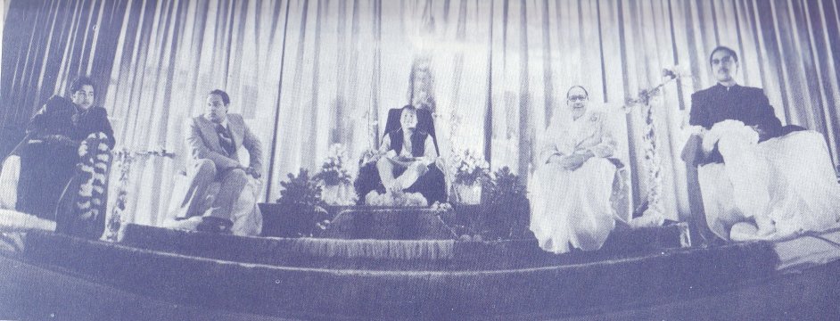 The Holy Family of Prem Rawat before he was deposed for dissolute behaviour