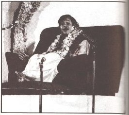 Prem Rawat aka Maharaji at Pacific Guru Puja (Guru Worship) in 1975