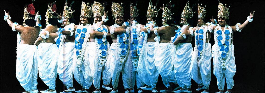 Prem Rawat Inspirational Speaker Waits to Dance