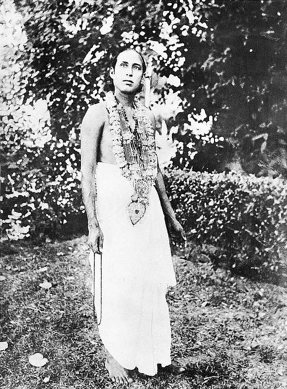 Hans Rawat Loved a Procession