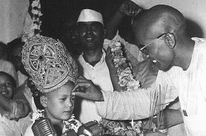 Being Crowned Satguru