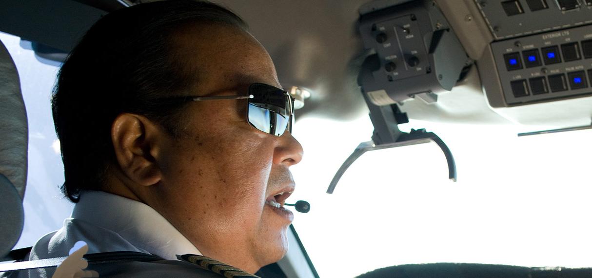Prem Rawat aka Guru Maharaj Ji the Top Gun