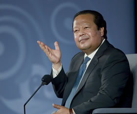 Maharaji's Teachings About Appearance Maharaji's Teachings About Appearance