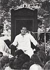 Prem Rawat Inspirational Speaker Teaching About Begging Prem Rawat Inspirational Speaker Teaching About Begging