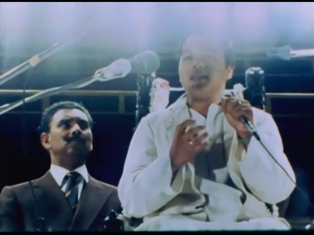 Prem Rawat Inspirational Speaker at Glastonbury, 1971 Prem Rawat Inspirational Speaker at Glastonbury, 1971