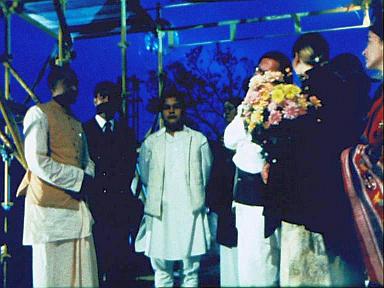 Prem Rawat Inspirational Speaker at Glastonbury, 1971 Prem Rawat Inspirational Speaker at Glastonbury, 1971