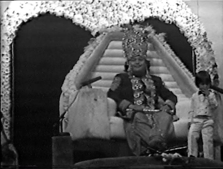 Prem Rawat Dancing As Krishna