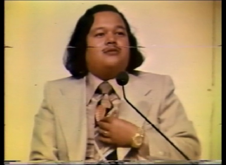 Prem Rawat aka Maharaji at Holi 1977